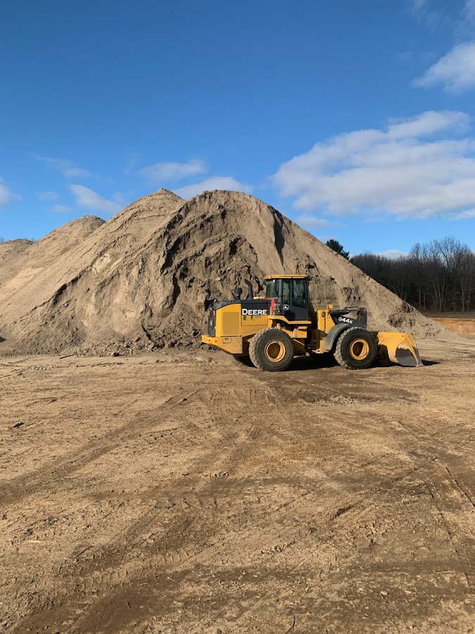 Gardner Brothers Topsoil Contractor in Springfield, MI photo
