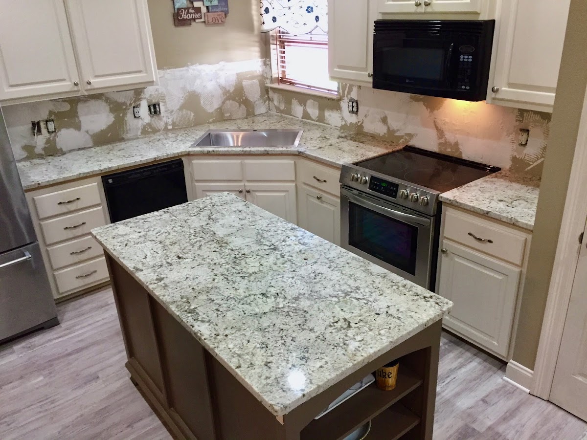 Quetzal Granite and Marble Contractor in Baton Rouge, LA photo