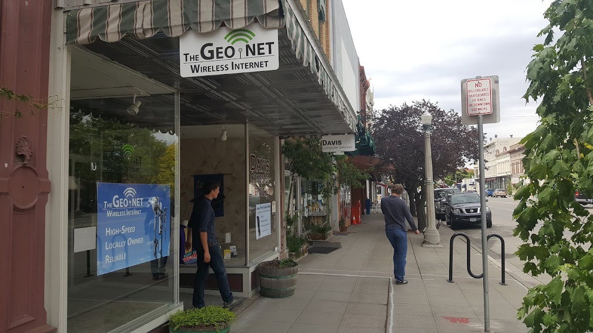 Davis Computer Services Mobile Phone Repair in Baker City, OR photo