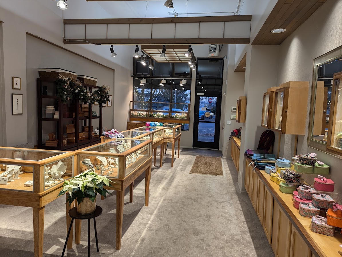 Madison Park Jewelers Jewelry Repair in Seattle, WA photo