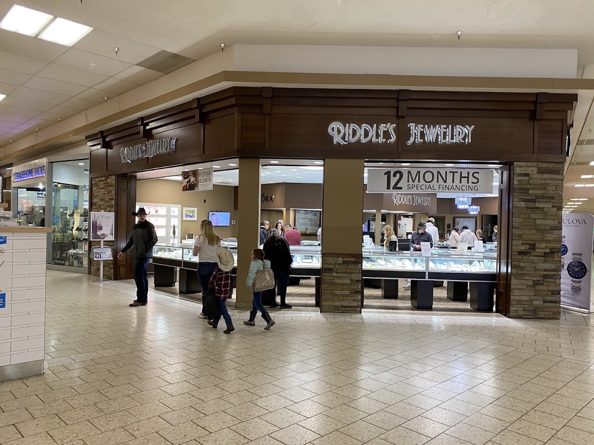 Riddle's Jewelry - Sioux City Jewelry Repair in 4400 Sergeant Rd, IA photo