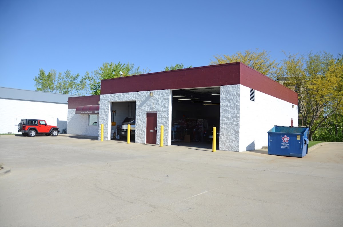 Stephens Auto Glass Auto Repair in Normal, IL photo