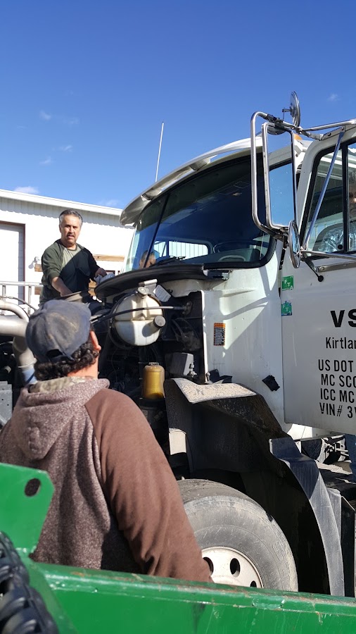 4 Corners Glass Inc Auto Repair in Farmington, NM photo