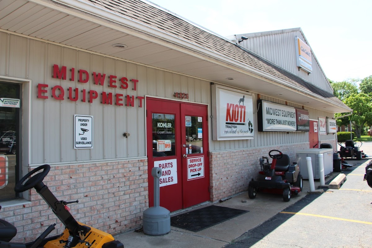 Midwest Equipment Auto Repair in Peoria, IL photo