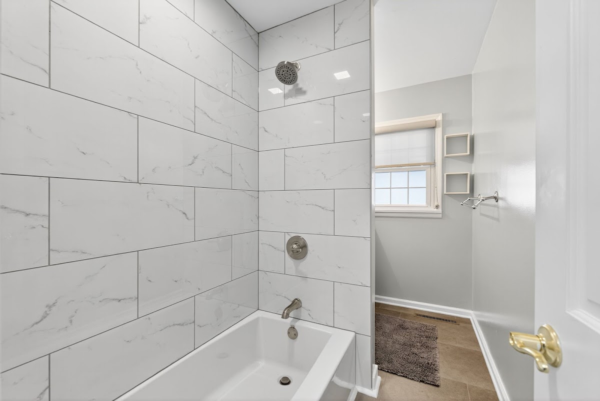 Best Tile Shine Contractor in Columbus, OH photo