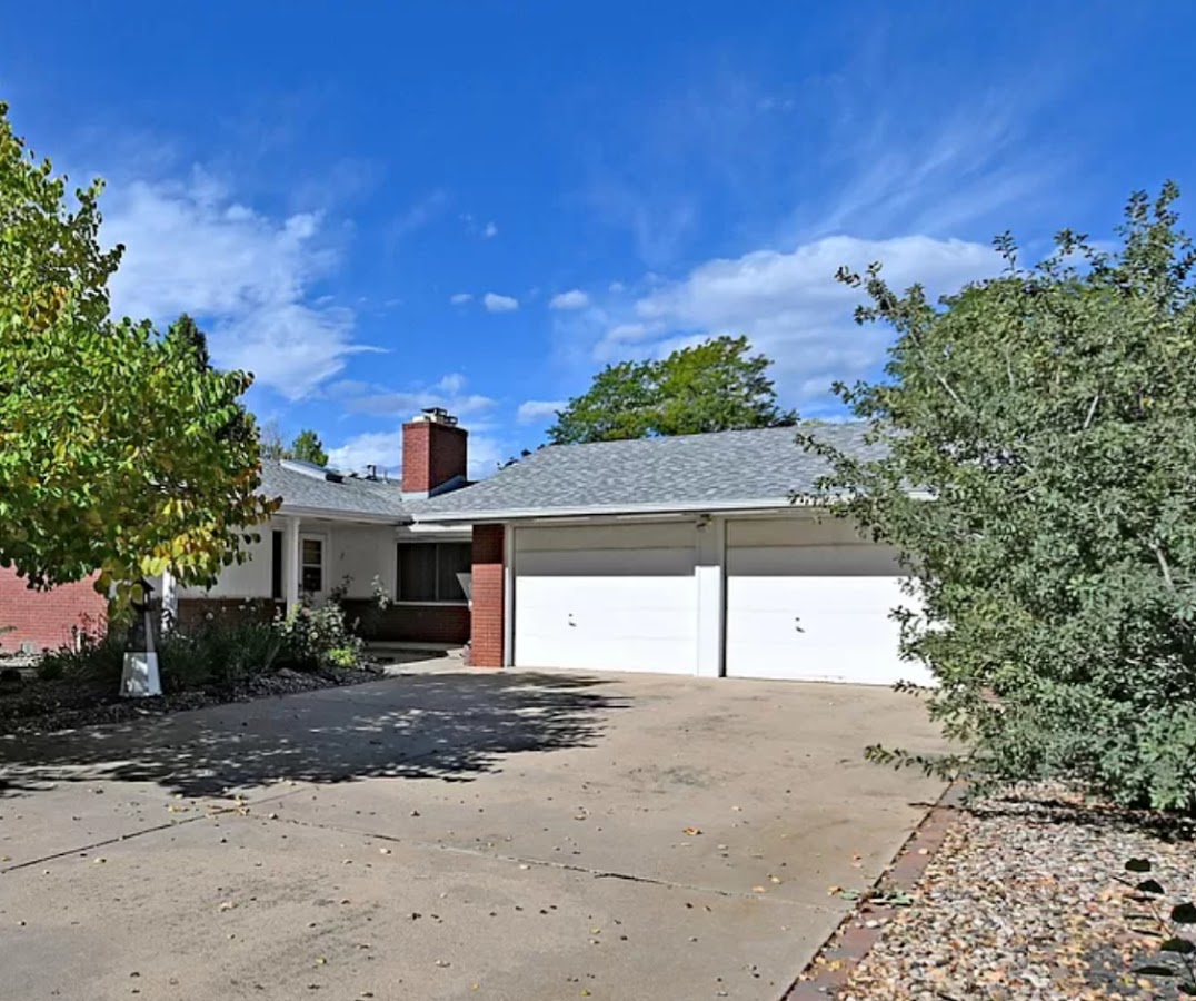 Tri City Garage Doors LLC Handyman in Fort Collins, CO photo
