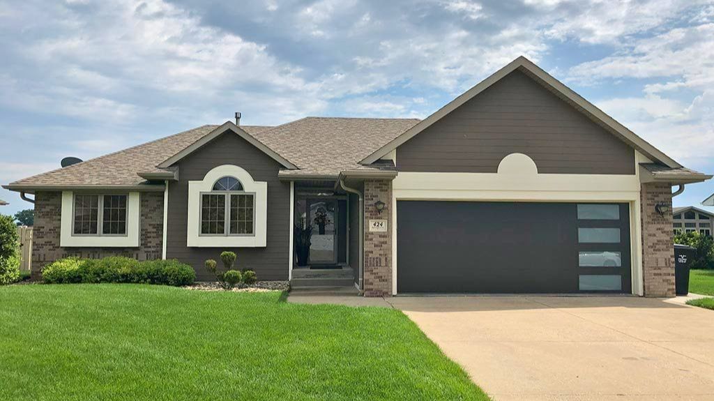 LCC Garage Door Specialists Garage Door Repair in Sergeant Bluff, IA photo