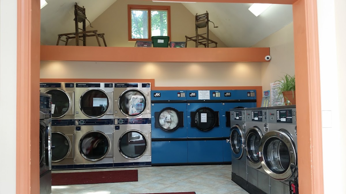 Robert's Laundromat Janitorial Service in Laconia, NH photo