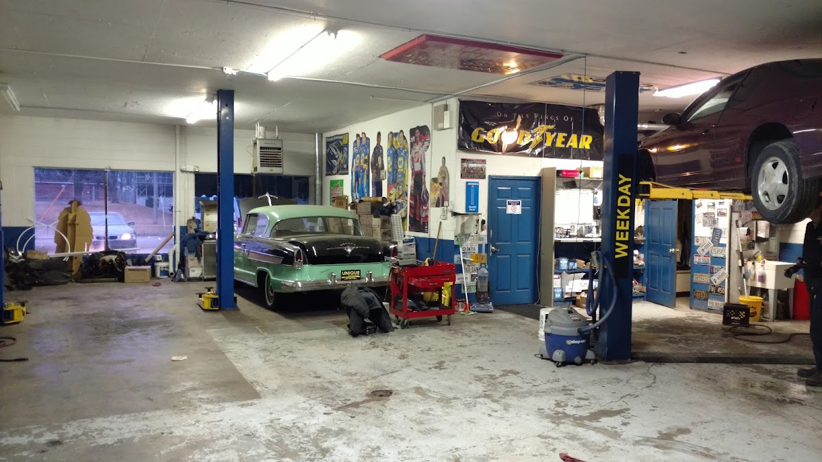 Nick's Auto Service Auto Repair in Anderson, IN photo