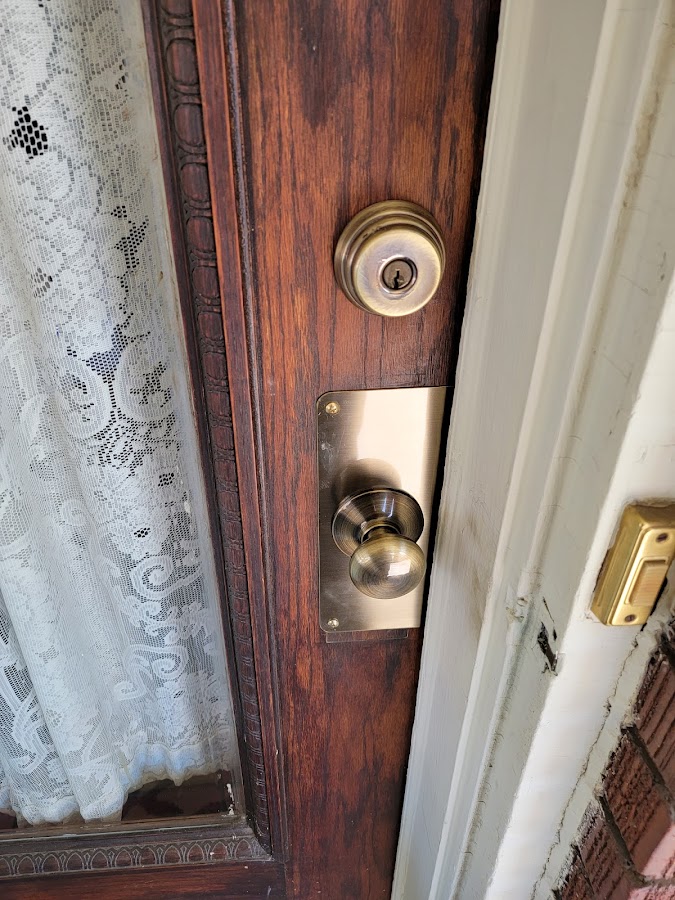 E.R. Locksmith Services Locksmith in Massillon, OH photo