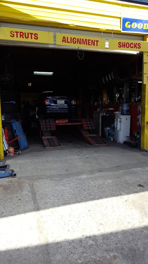 JM'S Tire Shop Auto Repair in San Antonio, TX photo