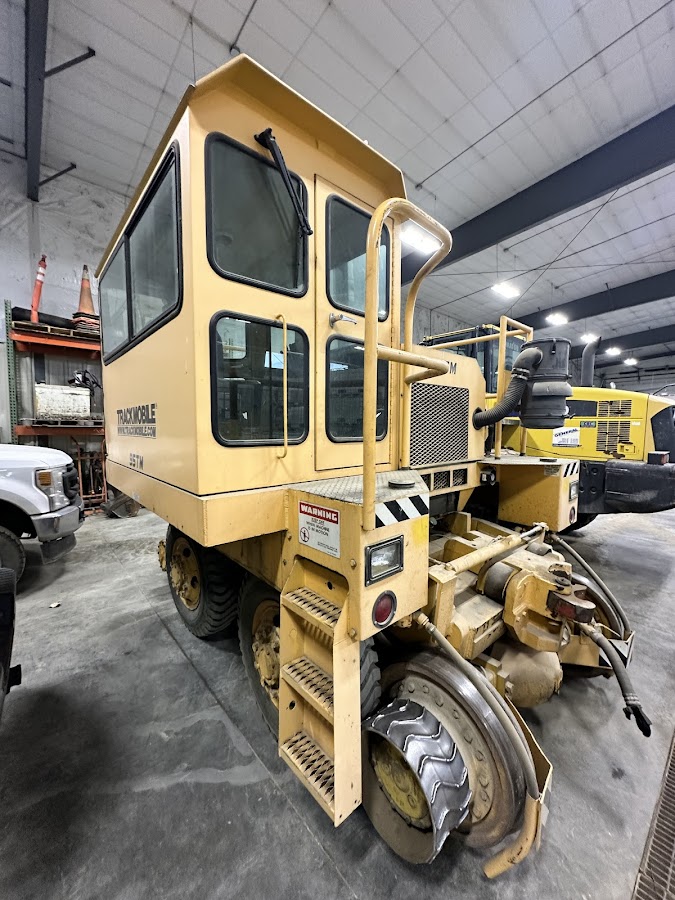 Mondak Equipment & Hose Auto Repair in Williston, ND photo