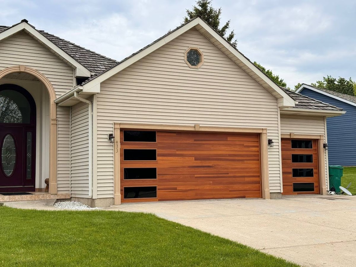 Garage Door Professional LLC Garage Door Repair in Brookfield, WI photo