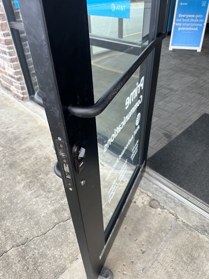 Steadfast Locksmith Services Locksmith in Fayetteville, AR photo