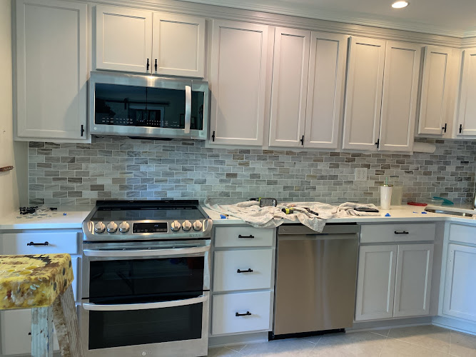 Kitchen & Bathroom Cabinet Painting by Steve Contractor in Sarasota, FL photo