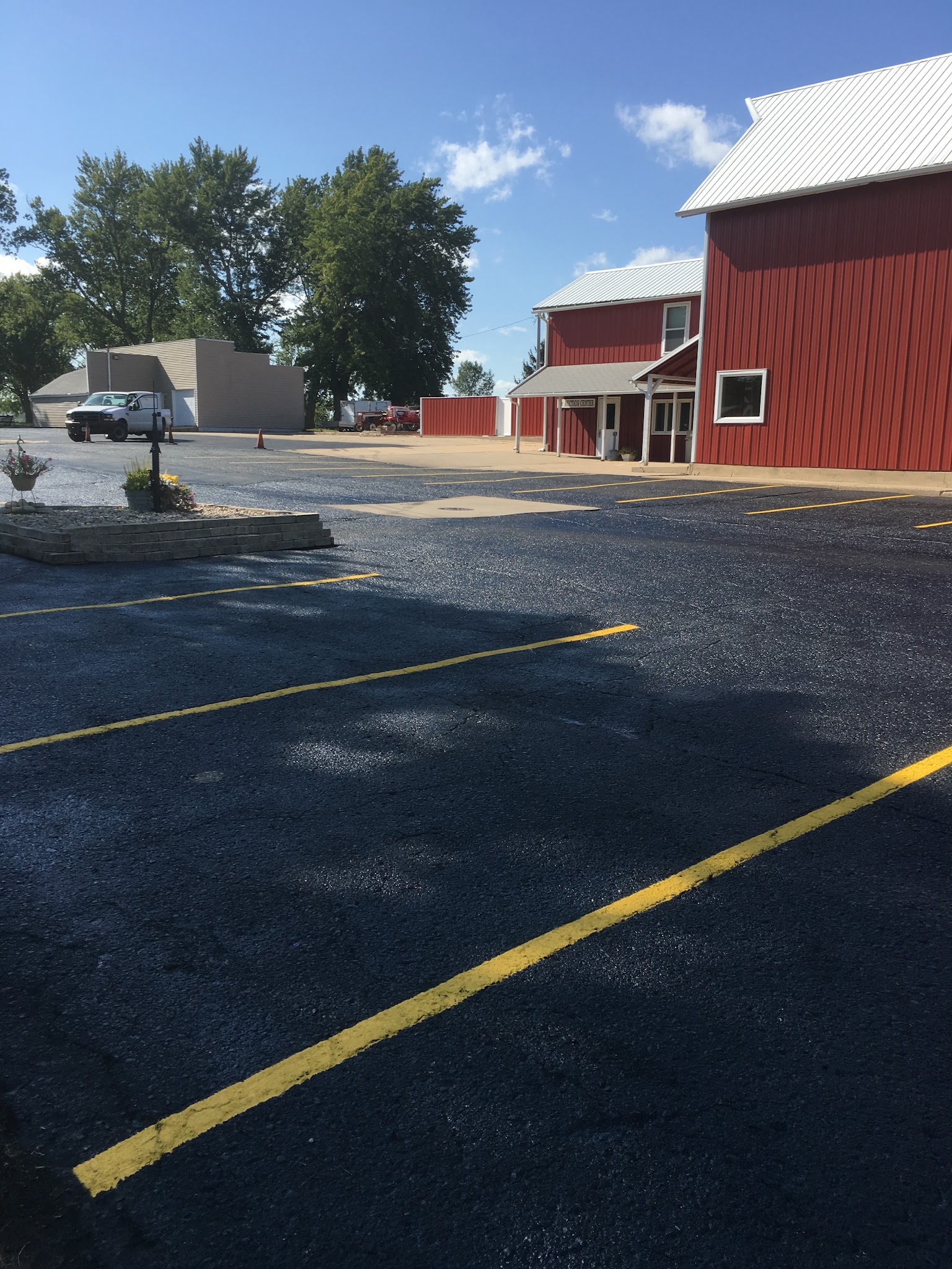 Advanced Asphalt local service