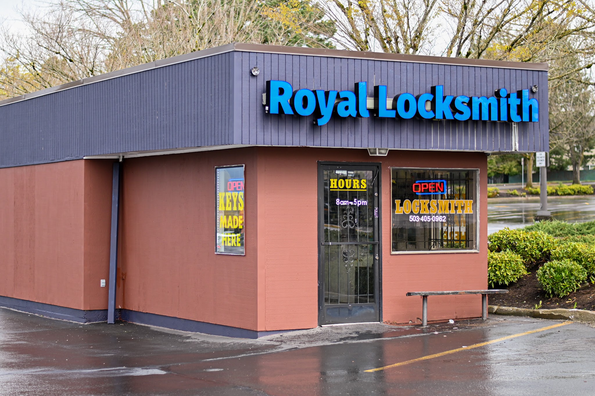 Royal Locksmith Auto Repair in Gresham, OR photo