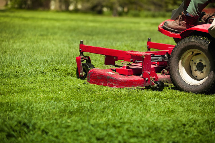 Ward's Lawn Service & Landscaping LLC Plumber in Florence, SC photo