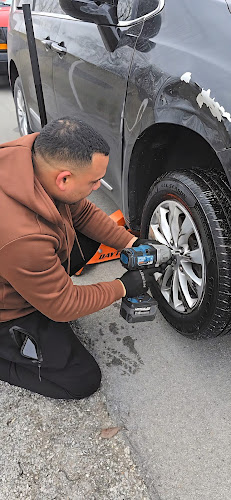 Tire Shop Mobile & Road Service 24/7 Auto Repair in Jeffersonville, IN photo
