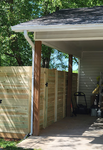 Cantrell Fence & Stain Company Contractor in Knoxville, TN photo