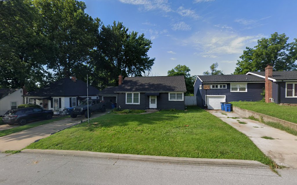 Gallery photo for Hutchison roofing llc in St Charles, MO