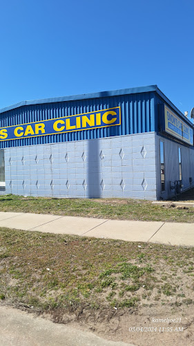 Snow's Car Clinic Auto Repair in Hastings, NE photo