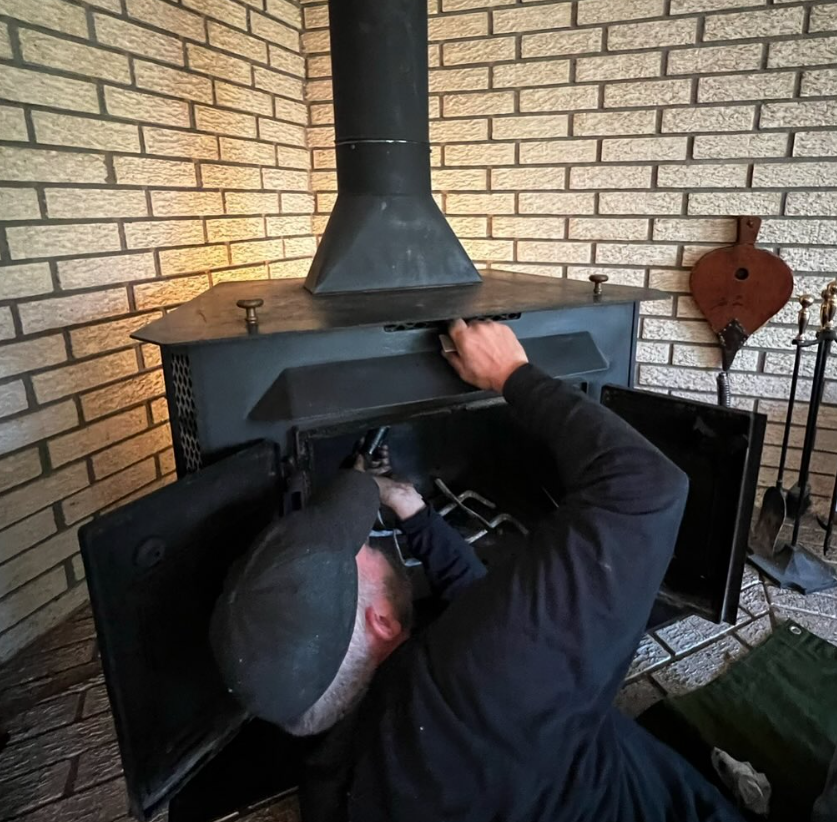 Chiminey Cricket Family Chimney Sweeps LLC local service in Elkhart, IA