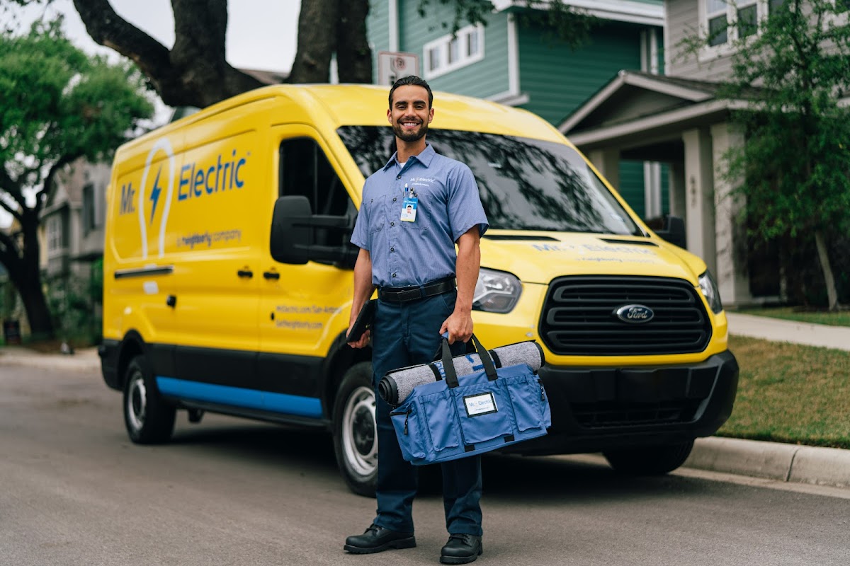 Mr. Electric of Blue Springs photo