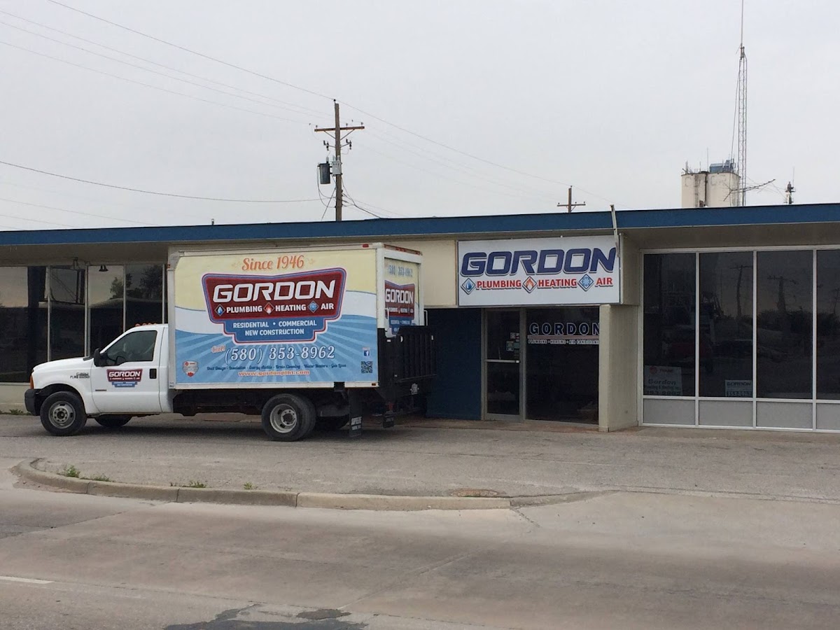 Gordon Plumbing & Heating Inc Plumber in Lawton, OK photo