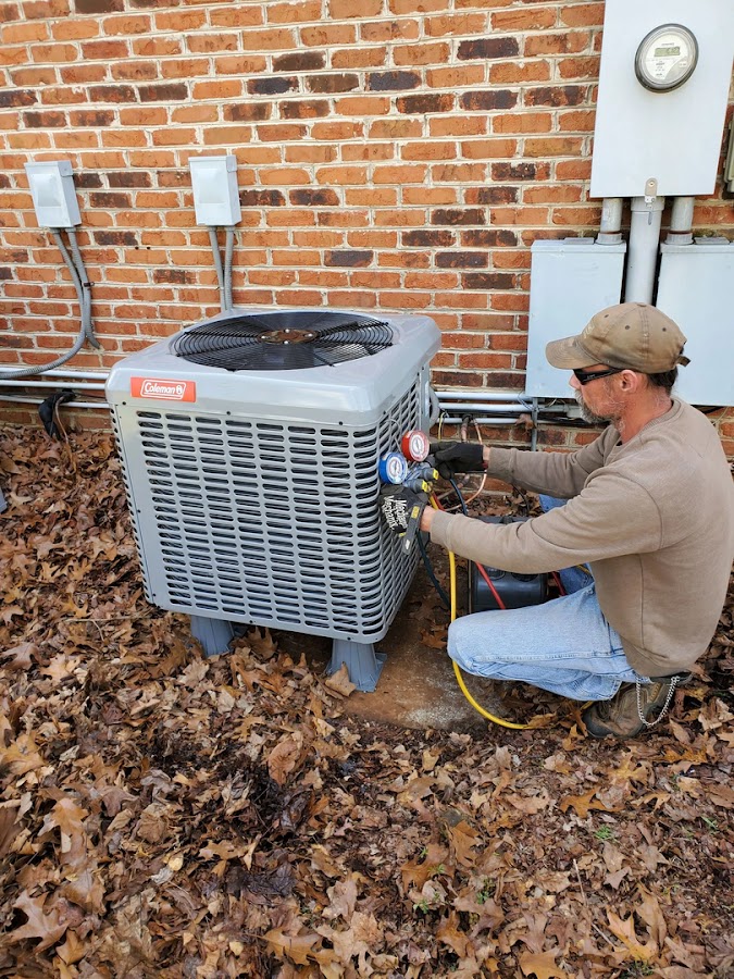 Phil's Heating and Air Contractor in Gray, TN photo