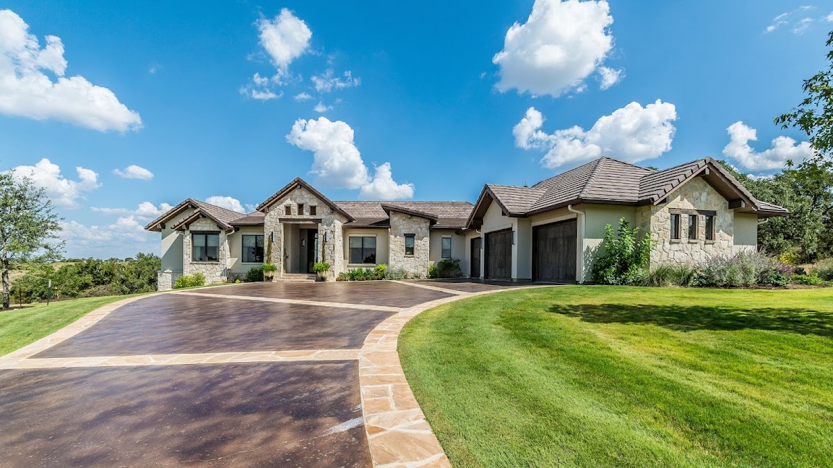 Waukesha Masonry - Concrete & Hardscaping Contractor in Waukesha, WI photo