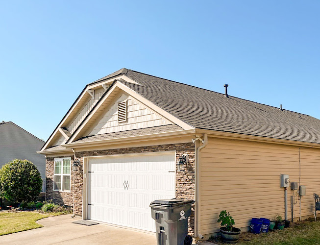 Gold Medal Roofing Company North Carolina Roofing Contractor in Charlotte, North Carolina photo