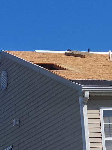 Flores Roofing & Painting Roofing Contractor in Greensboro, North Carolina photo