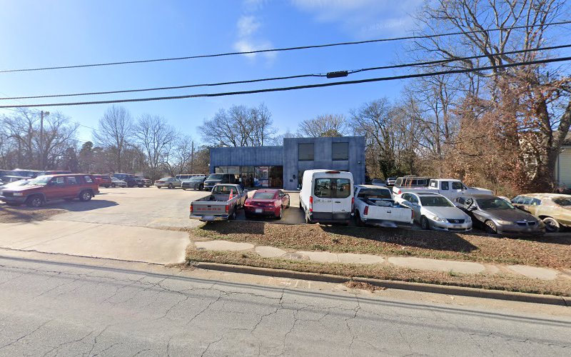 Moore's Auto Repair & Sales Auto Repair Shop in Greensboro, North Carolina photo