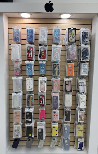 SC HIGH CLASS PHONE REPAIR Phone Repair Service in Durham, North Carolina photo
