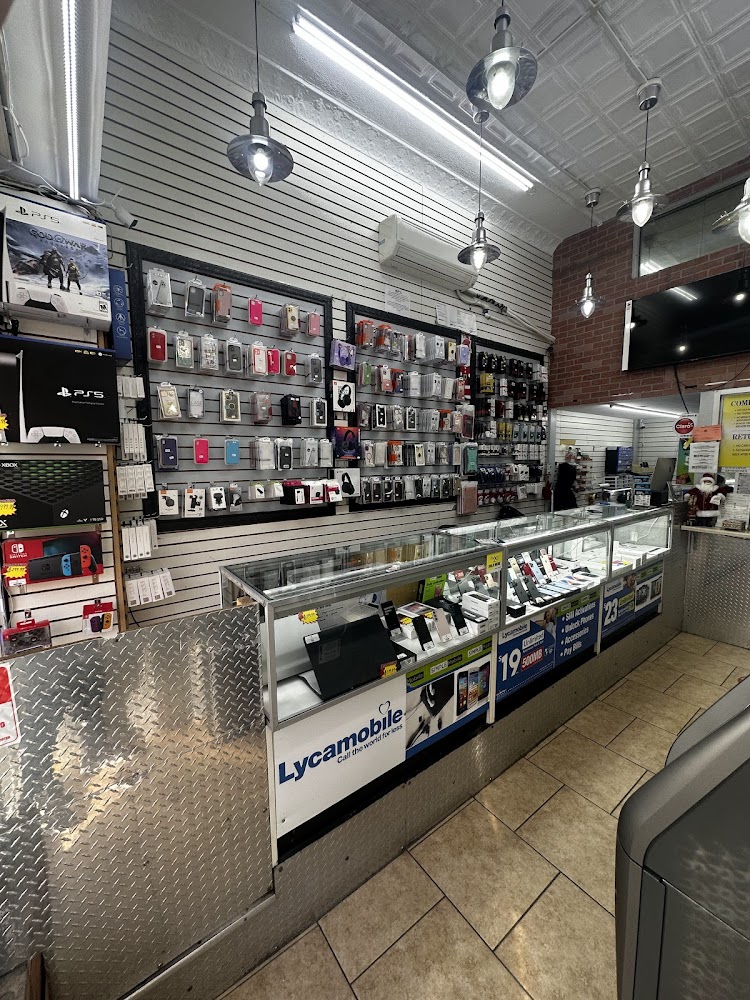 WeFixMAX ~ Computer and Phone Repair NYC gallery photo