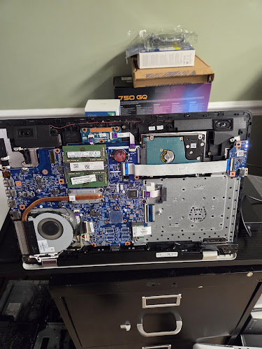 King Technology Solutions Computer Repair Service in Winnabow, North Carolina photo