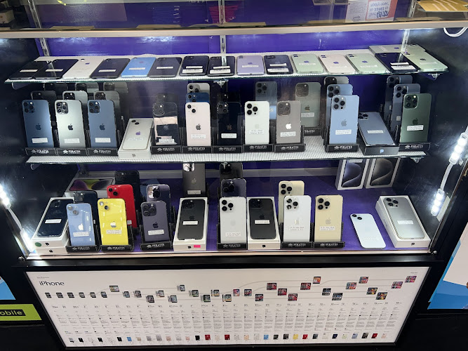 Pirates wireless Cell Phone Store in Greenville, North Carolina photo