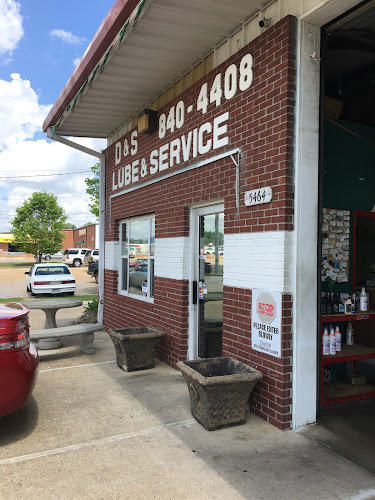 Covington Service Center Auto Repair Shop in Tupelo, MS photo