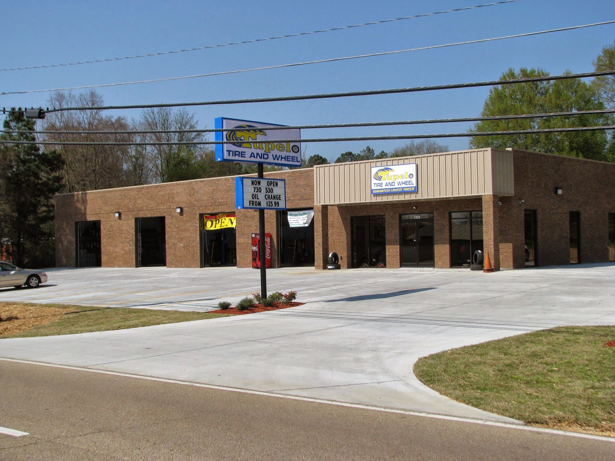 Tupelo Tire and Wheel Tire Shop in Tupelo, MS photo