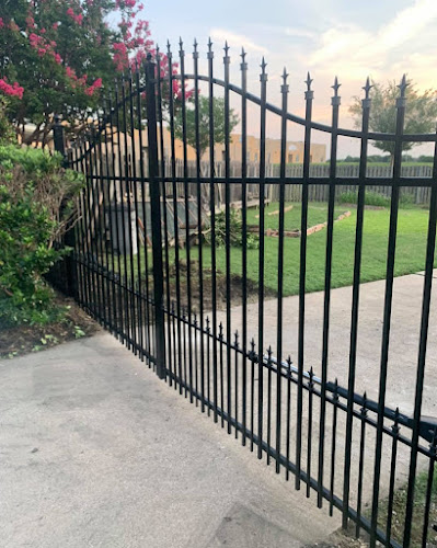 Everlast Gates & Fence Fence Contractor