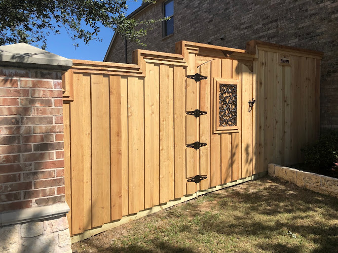 Texas State Fence Company - Local Wood Fence Contractors in Richardson, TX Fence Contractor