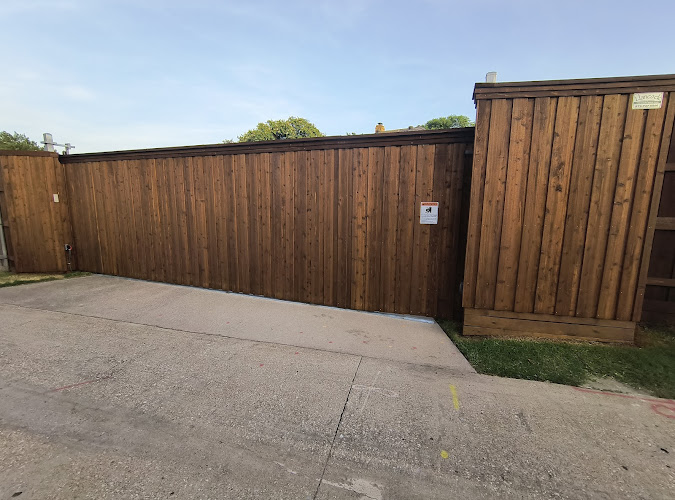 Hancock Fence & Fabrication Fence Contractor