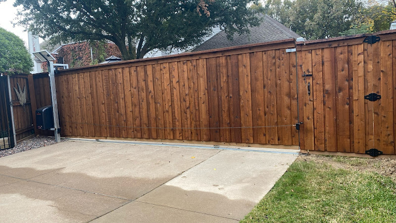 Lifetime Fence Company - Carrollton Fence Contractor
