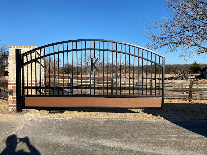 Everlast Gates & Fence Fence Contractor