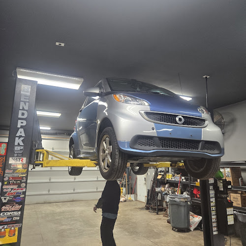 Corey's Car Care Auto Repair Shop in Mansfield, OH photo