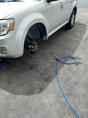 A-Z Tires & Auto Care Tire Shop in North Charleston, SC photo