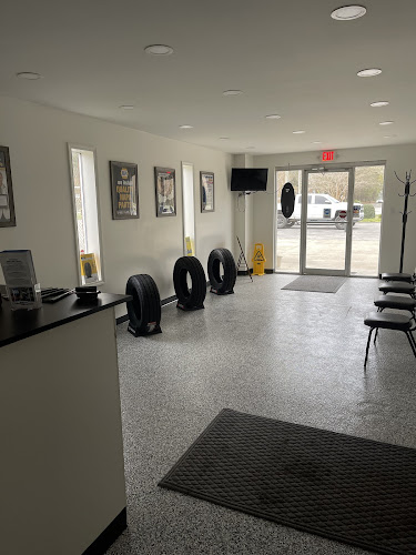 Paul's Car Care Center - Dorchester Rd Auto Repair Shop in North Charleston, SC photo
