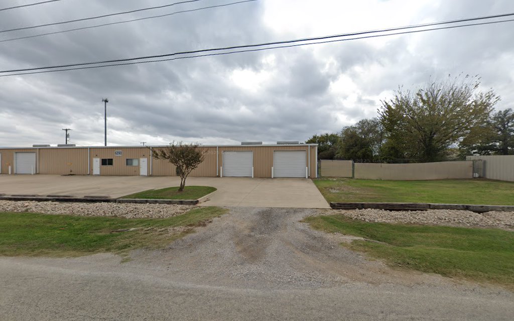 Gallery photo for Handsome Lawn Service in Kennedale, TX