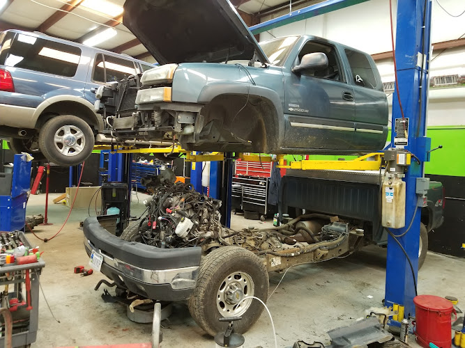 The Leading Edge Automotive Auto Repair Shop in Yorktown, VA photo